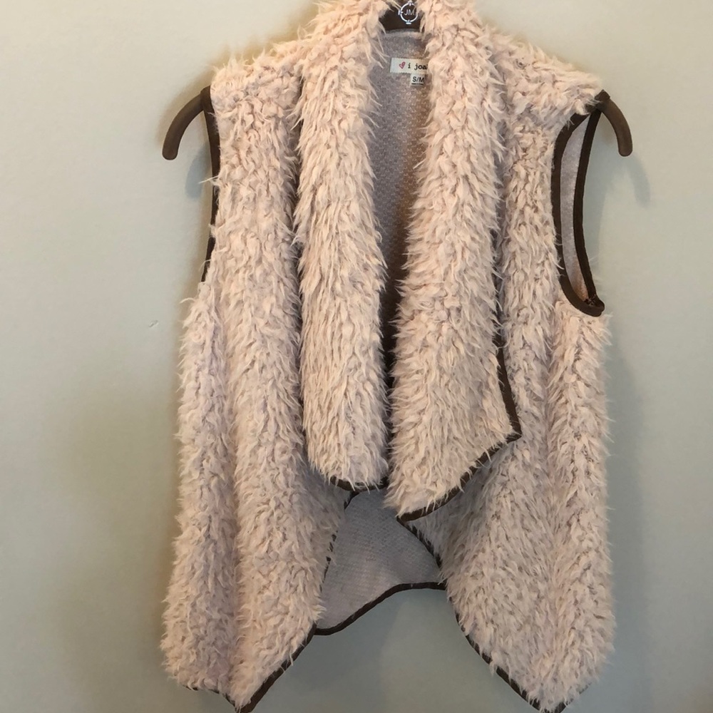 I joah s/m fuzzy vest creme